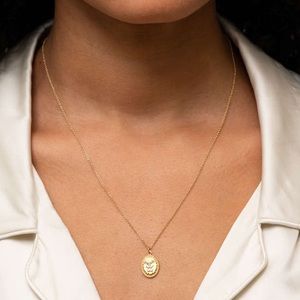 Mejuri Taro Strength Necklace in Gold